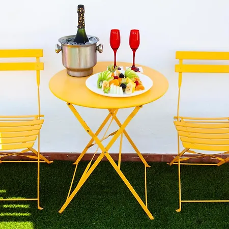 Sireno - Adults Only, Ritual Friendly 토레몰리노스